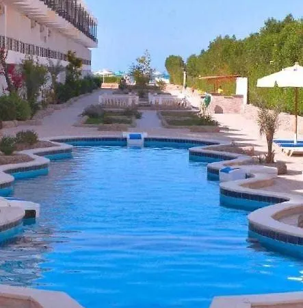 Fox Beach Inn